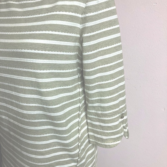 Chico’s Zenergy Women’s Top/Tunic, Size 0, Celery Green/White Stripes, 3/4 Sl - Picture 3 of 3